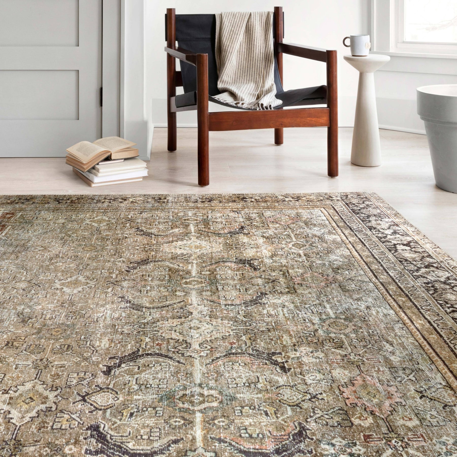 Alexander Home Isabelle Traditional Vintage Border Printed Area Rug - 9' x 12' - Product image 1