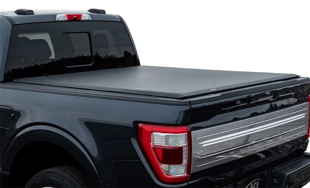 Access 43159 - Lorado 04-15 Titan Crew Cab 5ft 7in Bed (Clamps On w/ or w/o Utili-Track) Roll-Up Cover